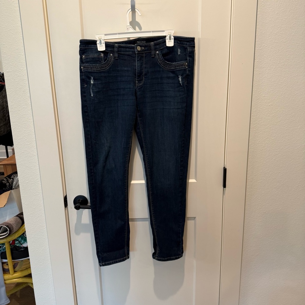 White House Black Market Girlfriend Denim Jeans.  Blue. Size 10, waist 19”